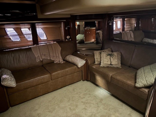 2008 Sea Ray 52 SUNDANCER Photo 16 of 28