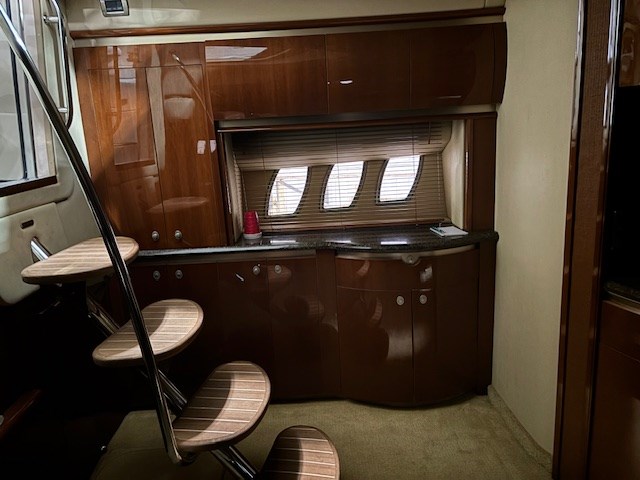 2008 Sea Ray 52 SUNDANCER Photo 19 of 28