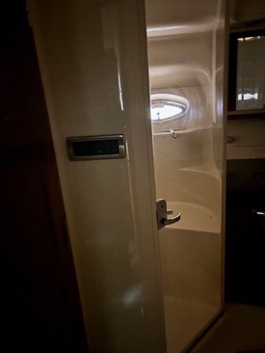 2008 Sea Ray 52 SUNDANCER Photo 22 of 28