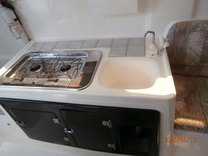 1997 26 MacGregor X X Photo 3 of 5