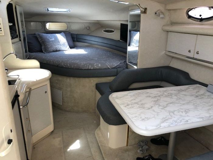 1997 Sea Ray 330 Sundancer M/C Photo 10 of 14