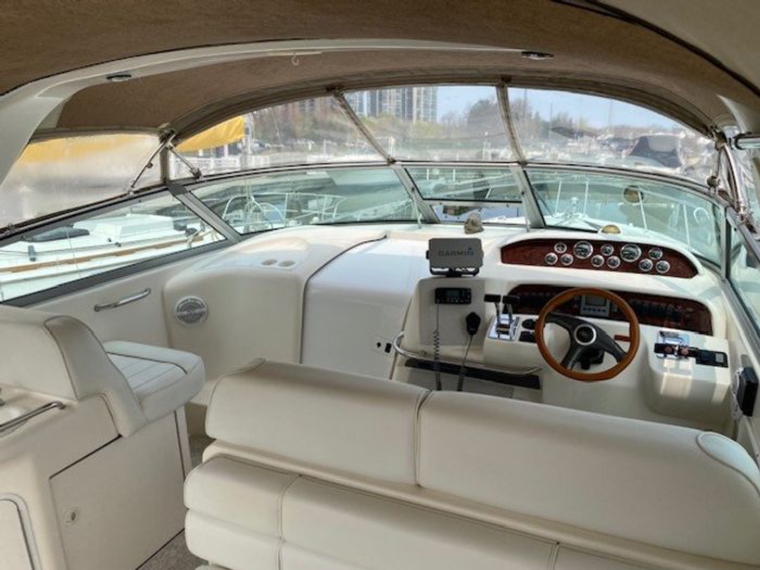 1997 Sea Ray 330 Sundancer M/C Photo 5 of 14