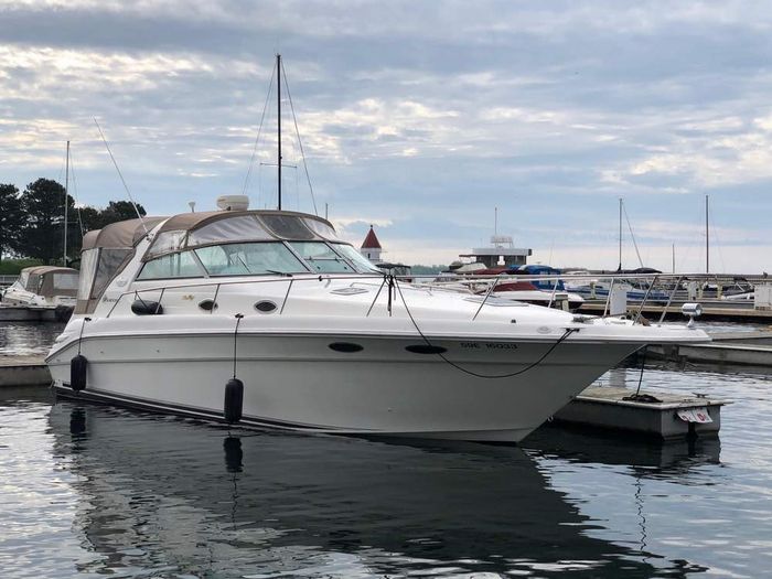 1997 Sea Ray 330 Sundancer M/C Photo 1 of 14