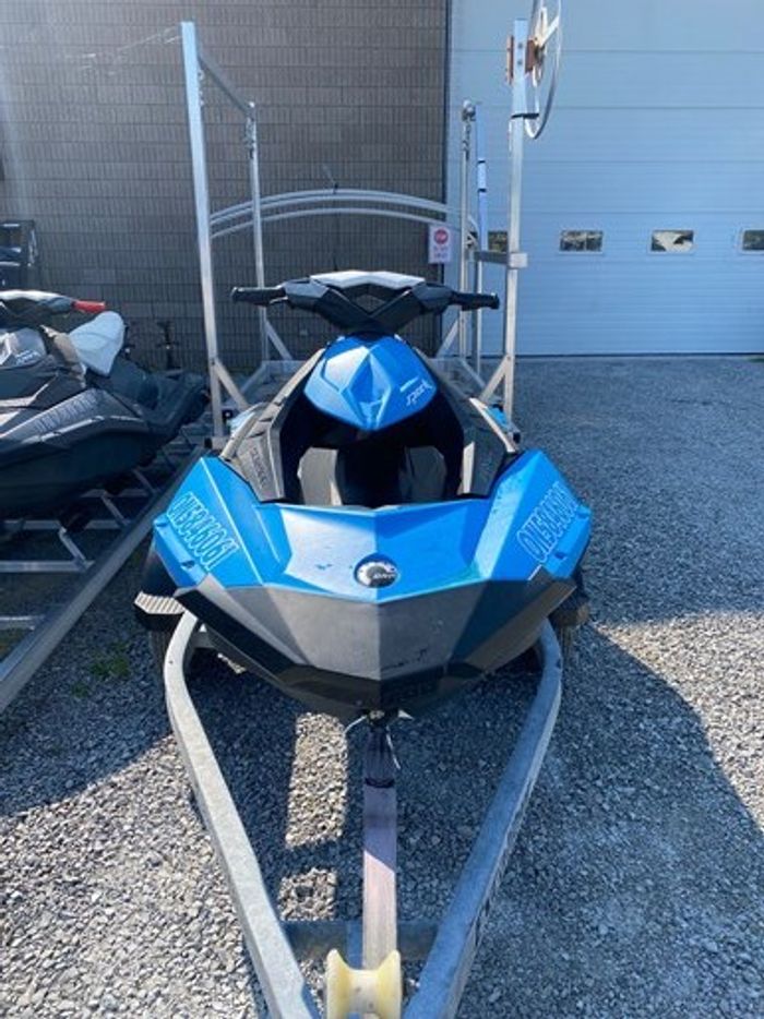 2017 Sea-Doo Spark Photo 3 of 6