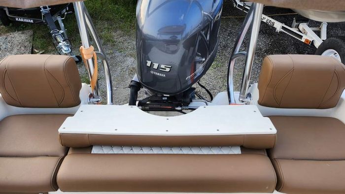 2021 Pioneer 180 Islander Photo 12 of 17