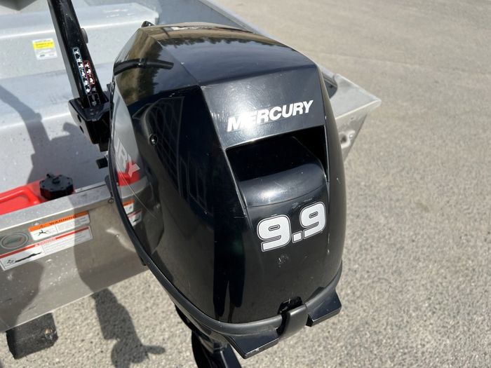 2018 Lund A12 Photo 21 of 25