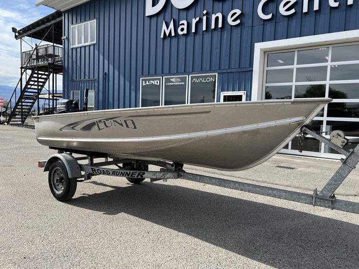 2018 Lund A12 Photo 3 of 25