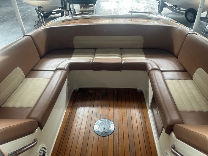 2010 Chris-Craft 28 Launch Special Edition Photo 11 of 28