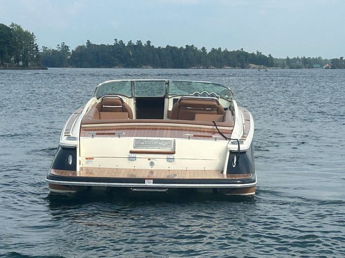 2010 Chris-Craft 28 Launch Special Edition Photo 7 of 28