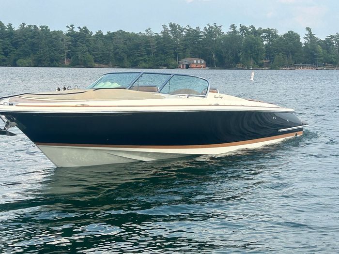 2010 Chris-Craft 28 Launch Special Edition Photo 2 of 28