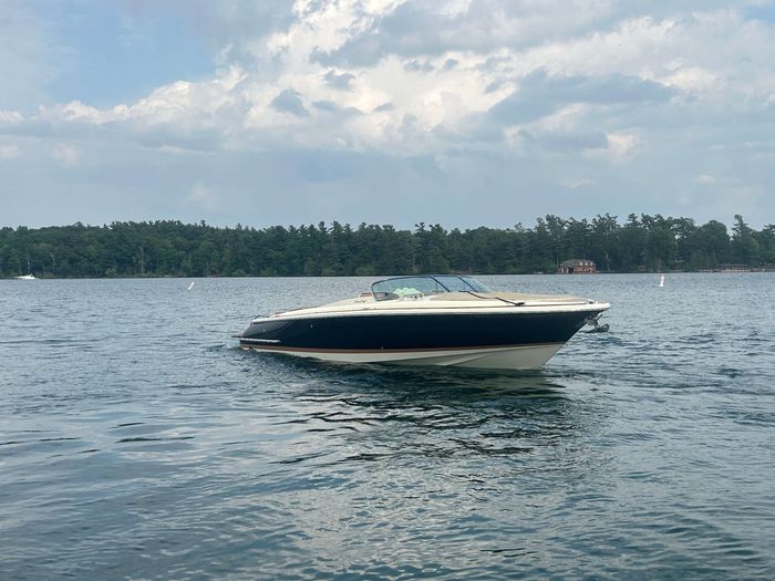 2010 Chris-Craft 28 Launch Special Edition Photo 4 of 28