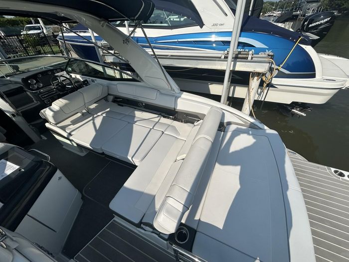 Formula 310SS 2020 Used Boat for Sale in Belleriver, Ontario ...