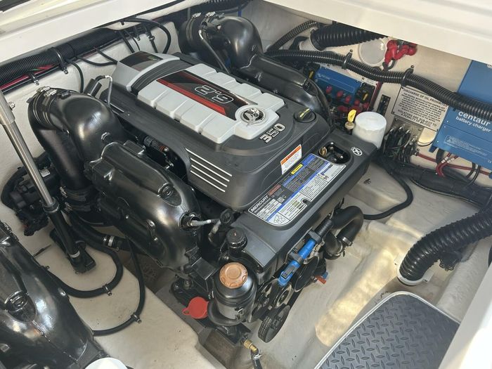 Formula 310SS 2020 Used Boat for Sale in Belleriver, Ontario ...