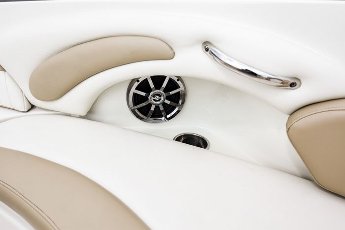 2015 Stingray 250LR Photo 29 of 33