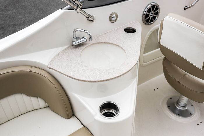 2015 Stingray 250LR Photo 18 of 33