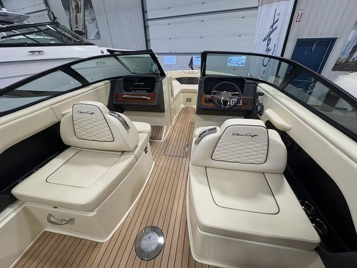 2026 Chris-Craft 25 SPORTSTER Photo 6 of 13
