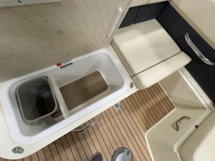 2026 Chris-Craft 25 SPORTSTER Photo 10 of 13