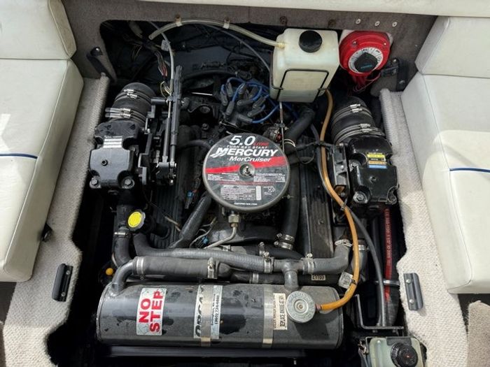 2005 Bayliner 210 Discovery Photo 8 of 19