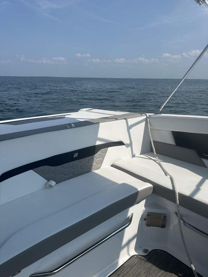 2021 Four Winns H210 Photo 12 of 15