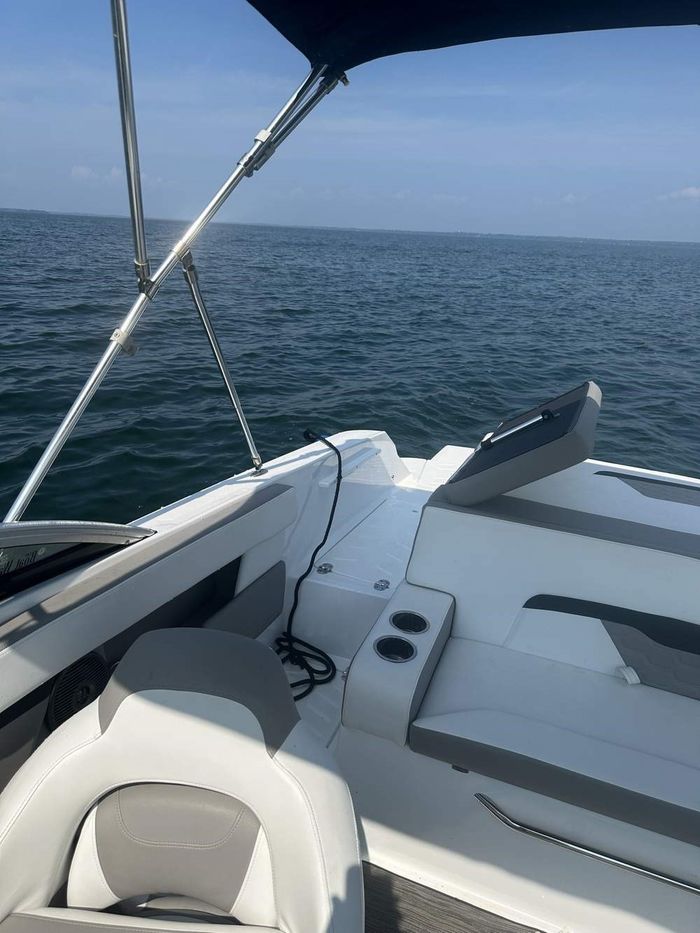 2021 Four Winns H210 Photo 13 of 15