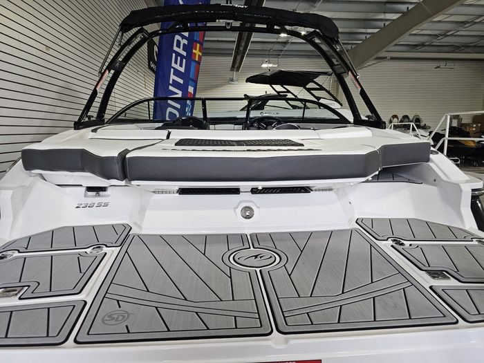 2025 Monterey 238SS- Photo 6 of 25