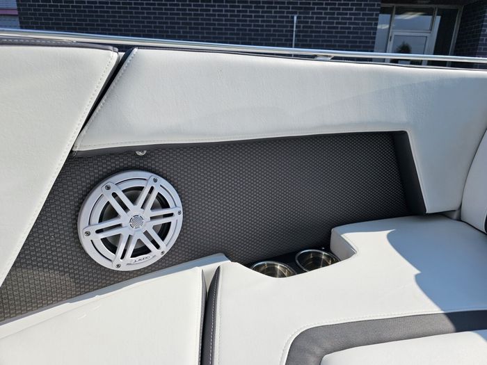 2025 Monterey 238SS- Photo 22 of 25