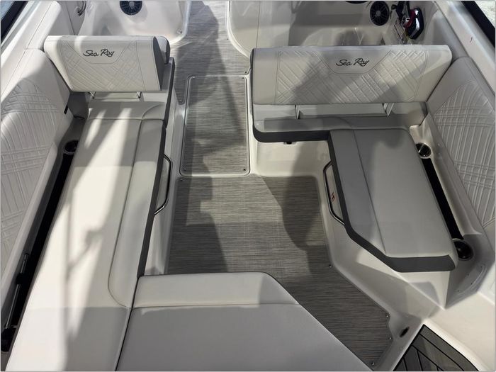 2026 Sea Ray SDX 250 OB Photo 33 sur 59