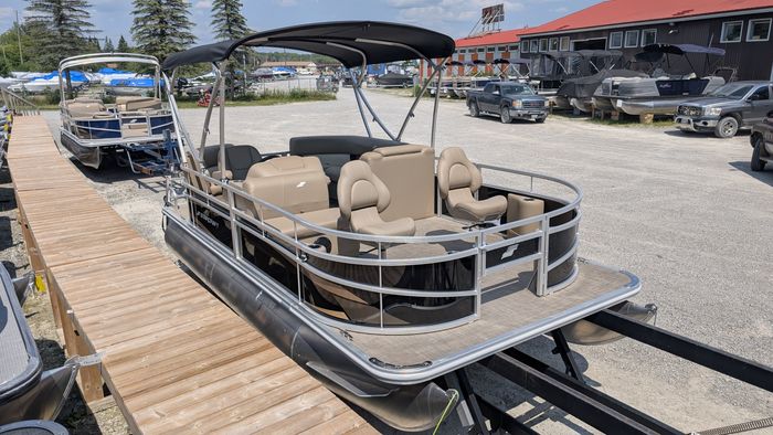 2025 Smoker Craft Vista 18 Fish Black Suzuki DF40 Photo 4 sur 19