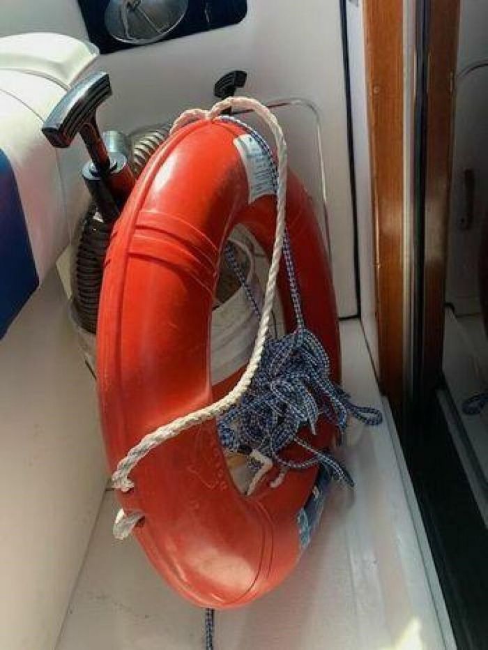 1989 Sea Ray 300 Weekender Photo 17 of 24