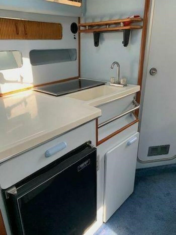 1989 Sea Ray 300 Weekender Photo 20 of 24