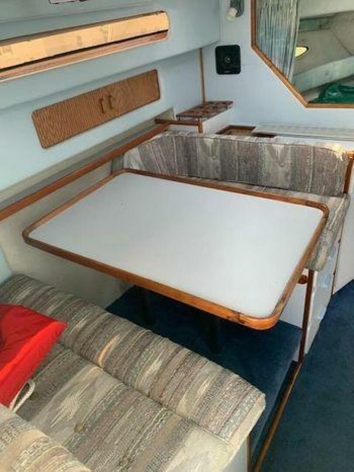 1989 Sea Ray 300 Weekender Photo 16 of 24