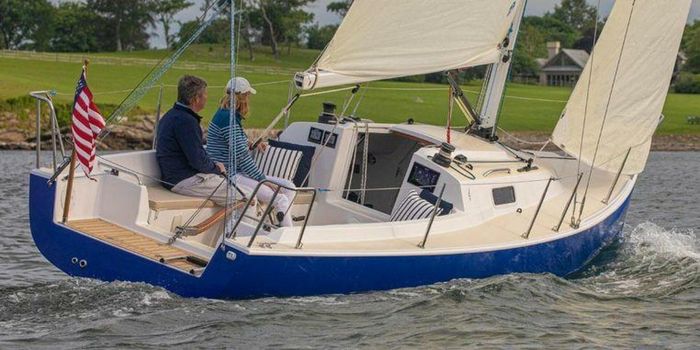 2025 J/Boats J/9 Photo 2 of 11