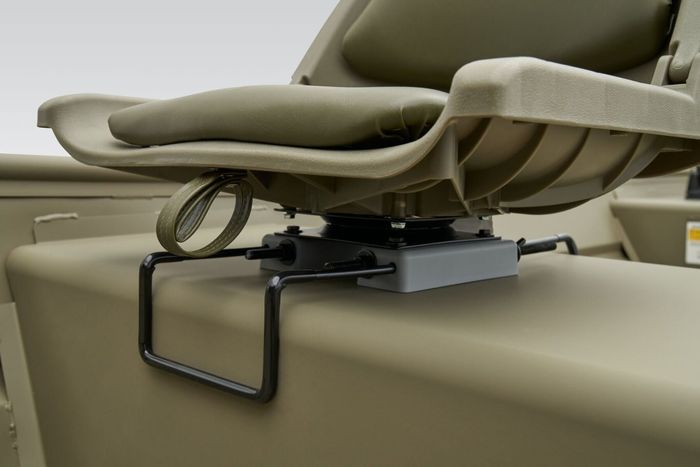 2026 Tracker GRIZZLY 1436 Utility Photo 7 of 26