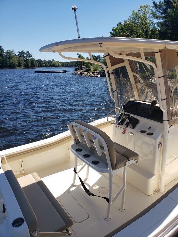 2020 Scout 215XFS Photo 3 of 6