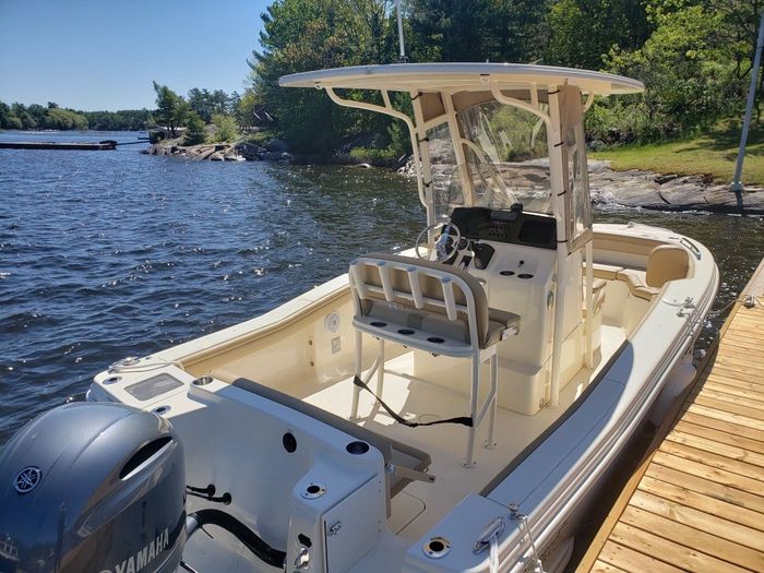 2020 Scout 215XFS Photo 4 of 6