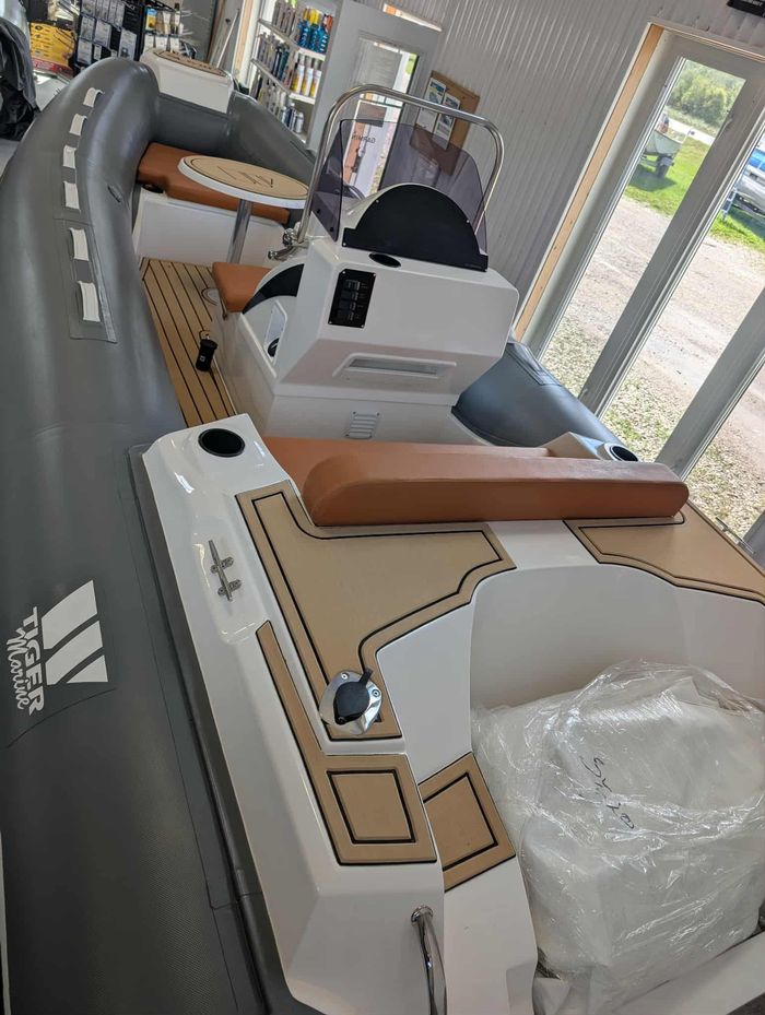 2025 Tiger Marine 520 Photo 3 of 4