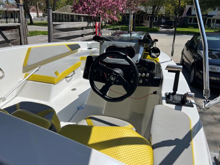 2021 Scarab SVI165 Photo 4 of 6