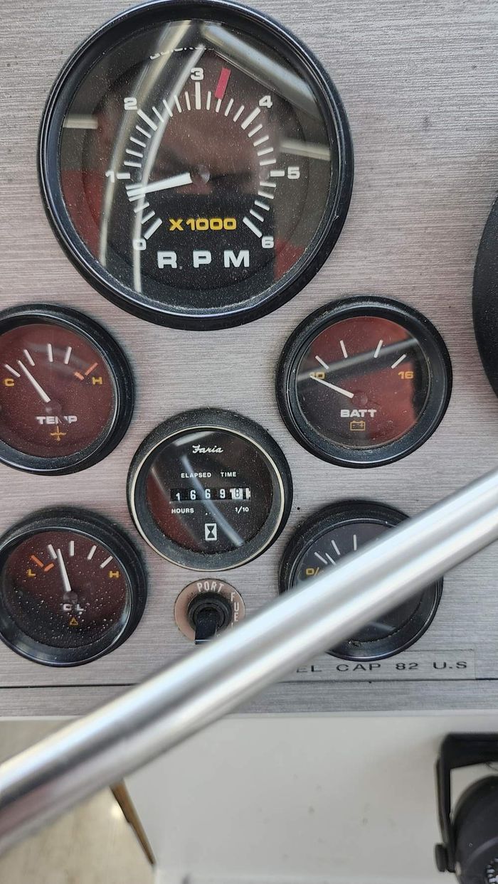 1990 Penn Yan 232 Avenger Photo 11 of 15