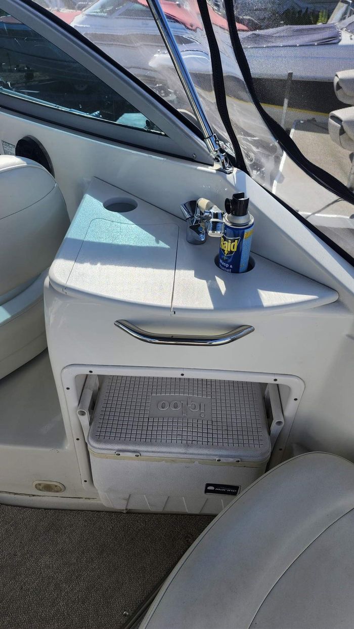 2007 Maxum 2400 Sport Express Photo 12 of 27