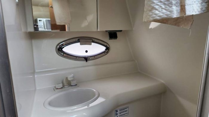 2007 Maxum 2400 Sport Express Photo 25 of 27