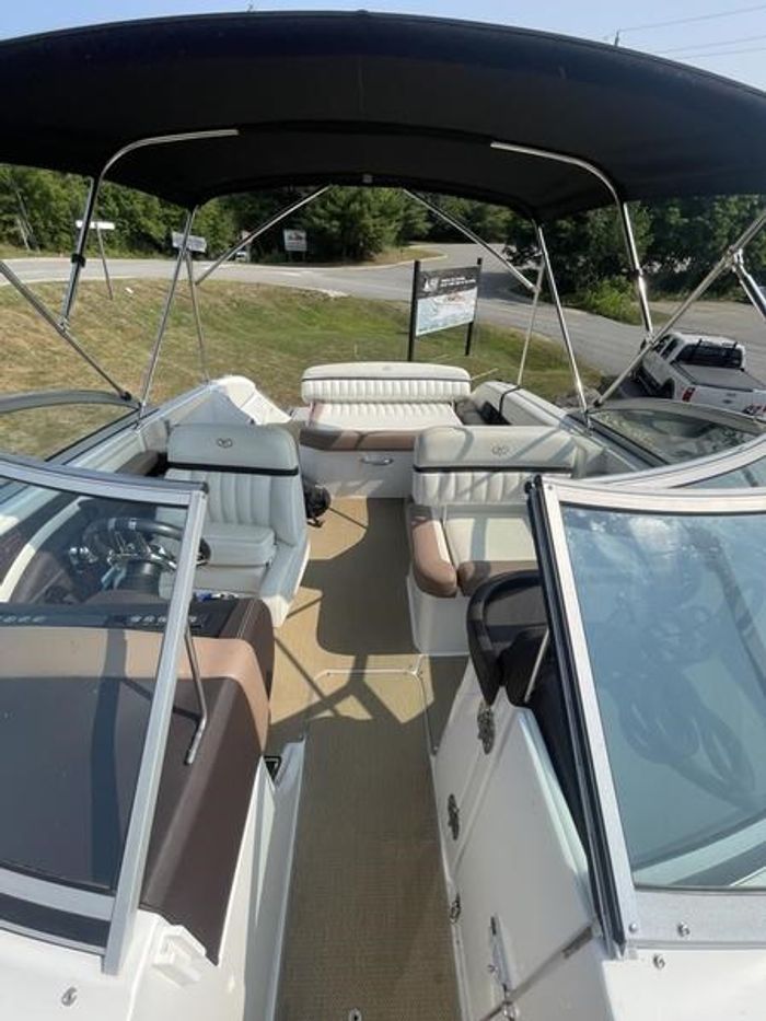 2013 Cobalt 24SD Photo 13 of 25