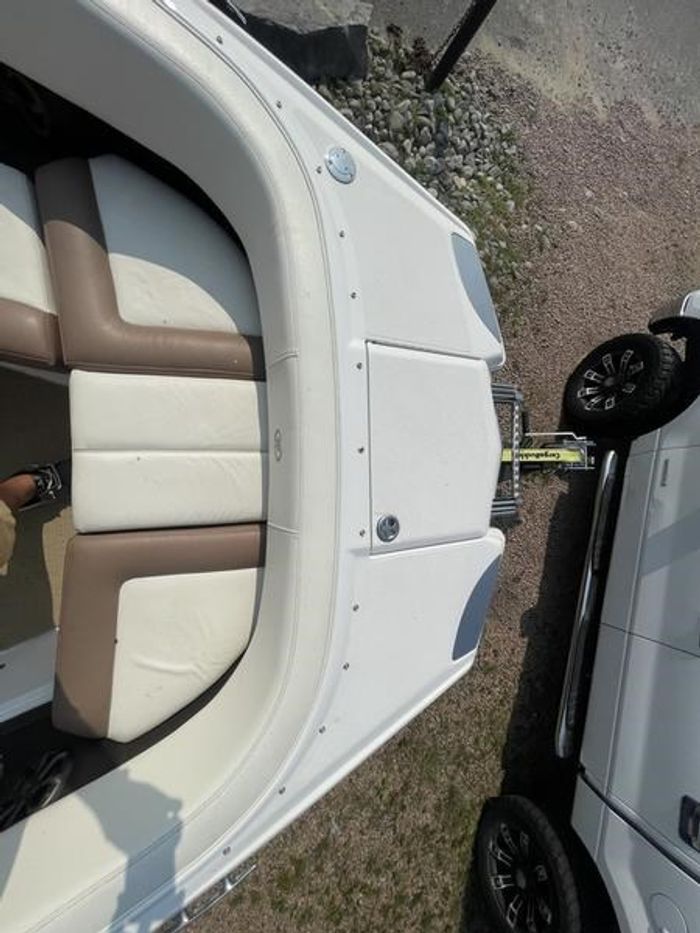 2013 Cobalt 24SD Photo 19 of 25