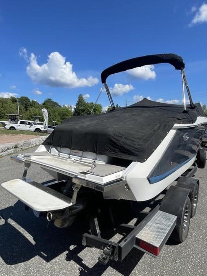 2013 Cobalt 24SD Photo 5 of 25