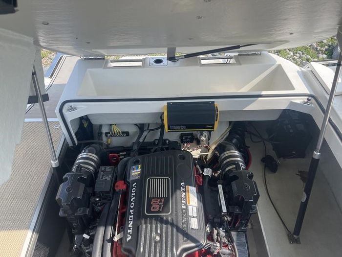 2013 Cobalt 24SD Photo 24 of 25