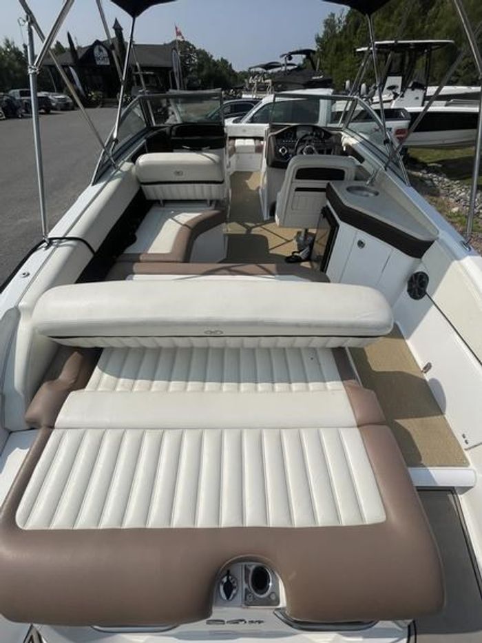 2013 Cobalt 24SD Photo 16 of 25