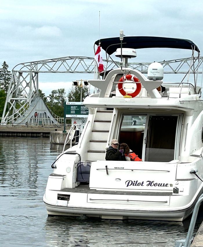 2003 Sealine F 42/5 Photo 3 of 85