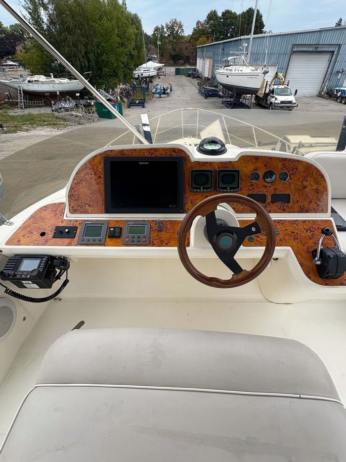 2003 Sealine F 42/5 Photo 5 of 85
