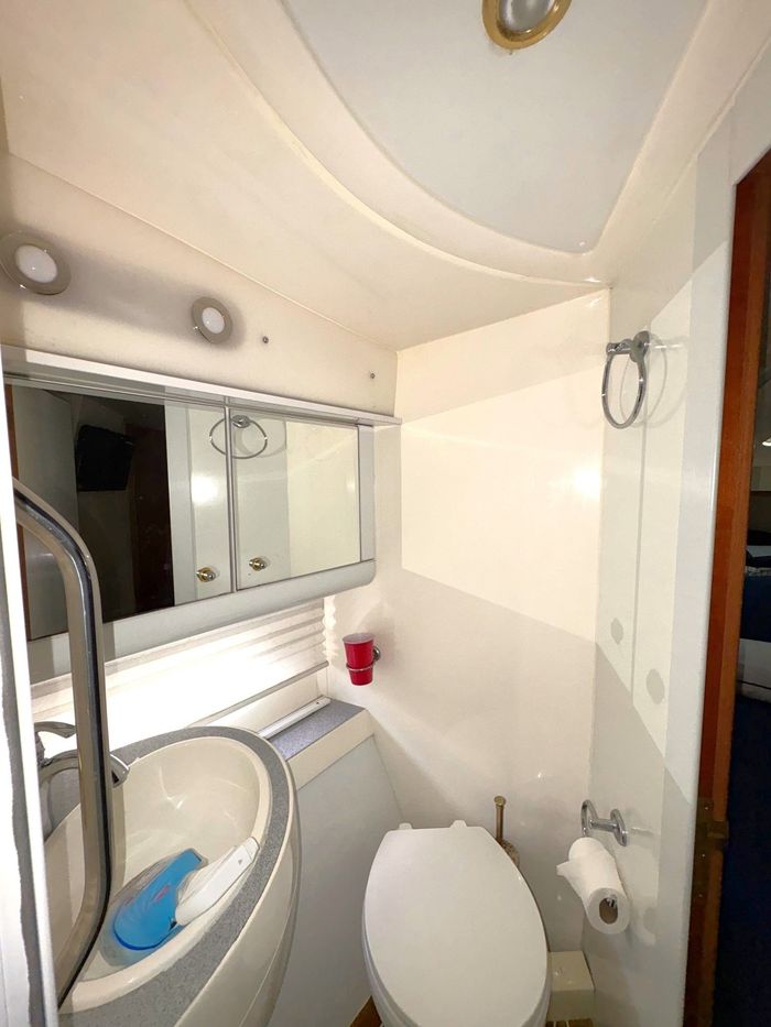 2003 Sealine F 42/5 Photo 68 of 85