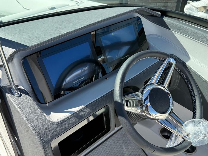 2026 Regal LS4 Photo 28 sur 41