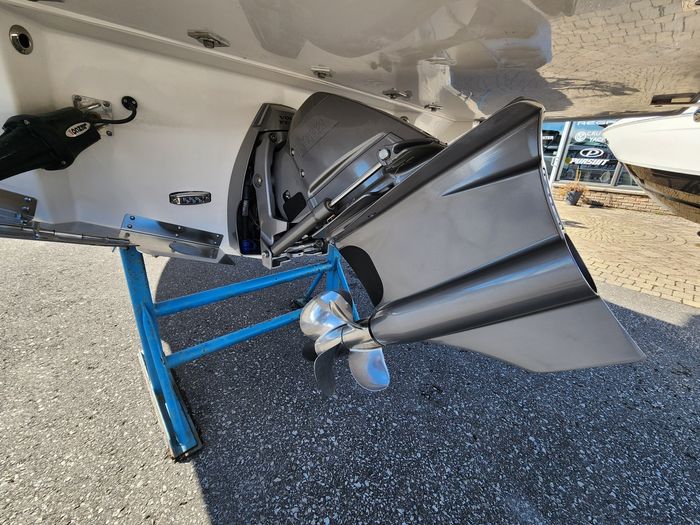 2026 Regal LS4 Surf Photo 13 sur 49
